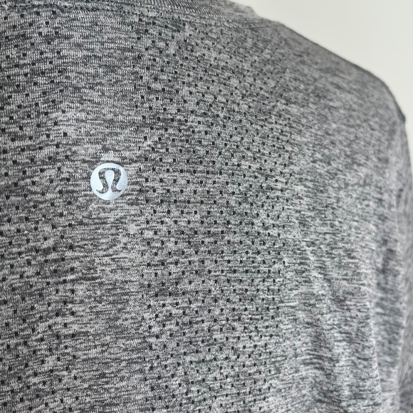 Lululemon Swiftly Tech Gray Long Sleeve Top Shirt 12 - Picture 3 of 5